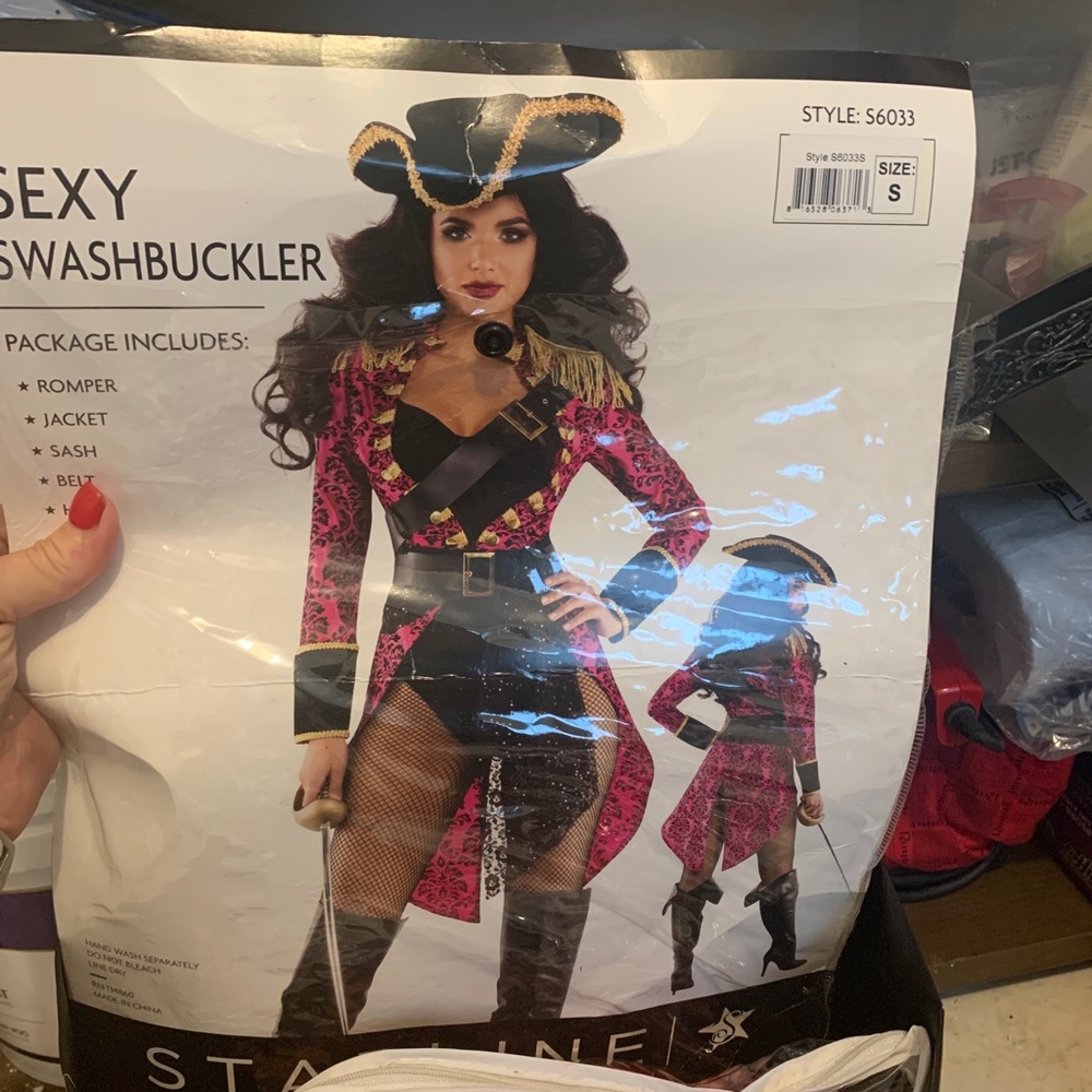 pirate outfit